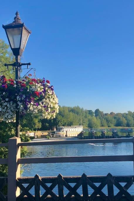 Linden Suite Goring Exteriör bild